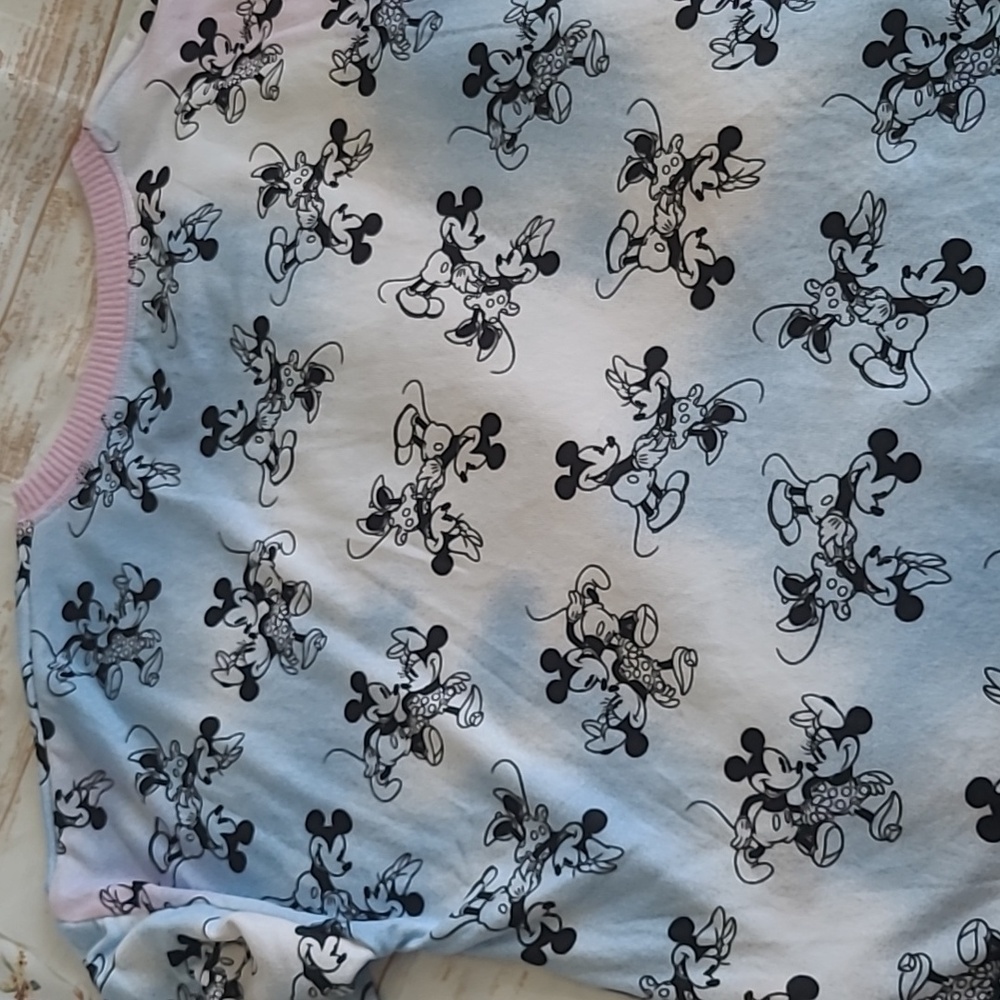 Disney Sleepwear Top Mickey‎ Long Sleeve Large - Picture 6 of 6
